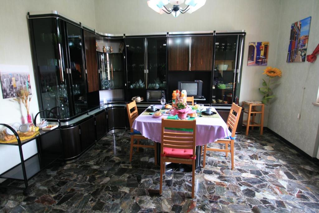 Kuchyň nebo kuchyňský kout v ubytování B&B Frontepista
