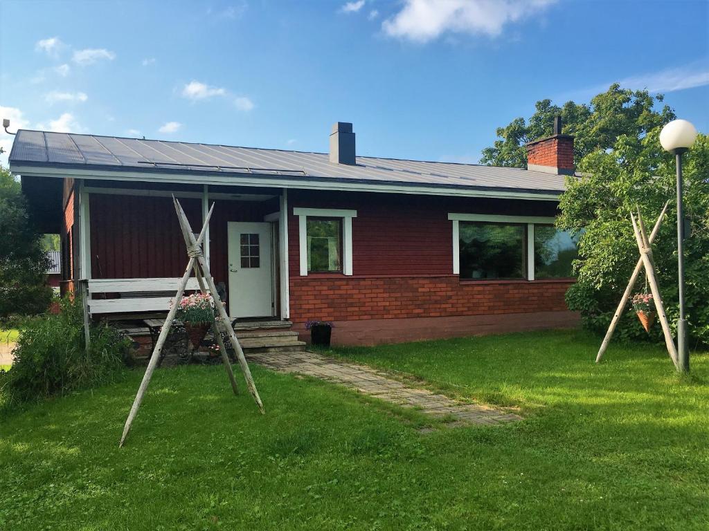 Φωτογραφία από το άλμπουμ του Surkeenjärvi Countryside B&B σε Moksinkylä