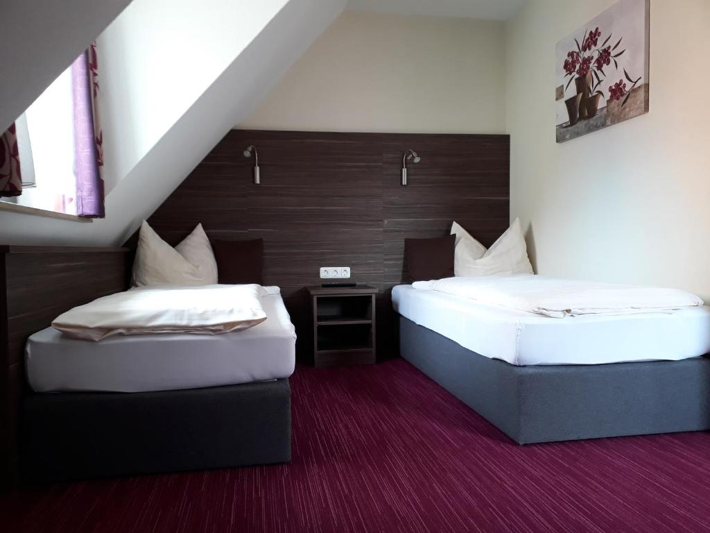 Pension am Weinberg Bed & Breakfast - Standard Double Or Twin Room