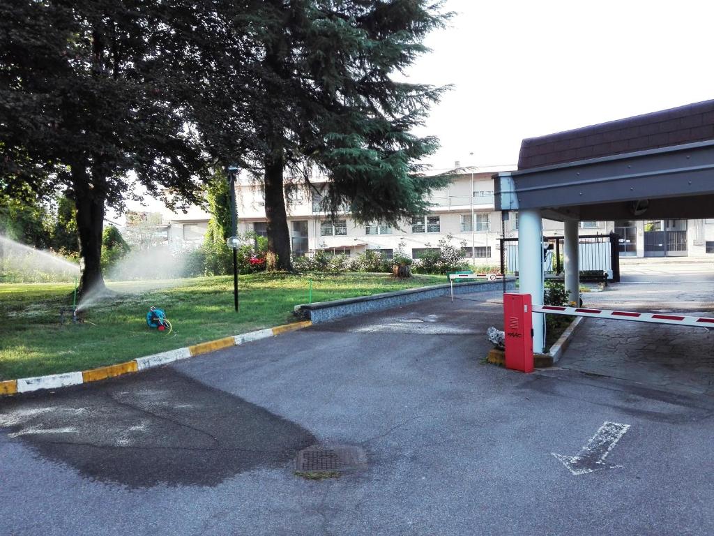 Fotografie z fotogalerie ubytování Hotel Motel Est v destinaci Peschiera Borromeo