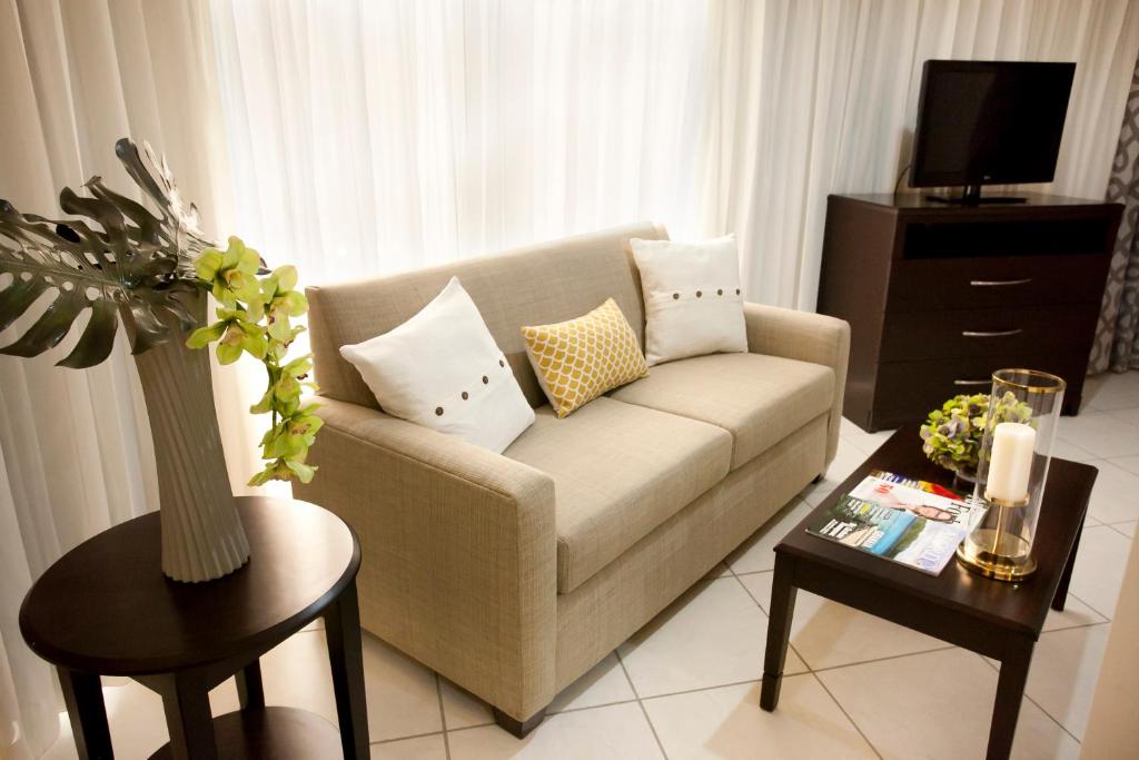 TV a/nebo společenská místnost v ubytování Hotel Los Andes