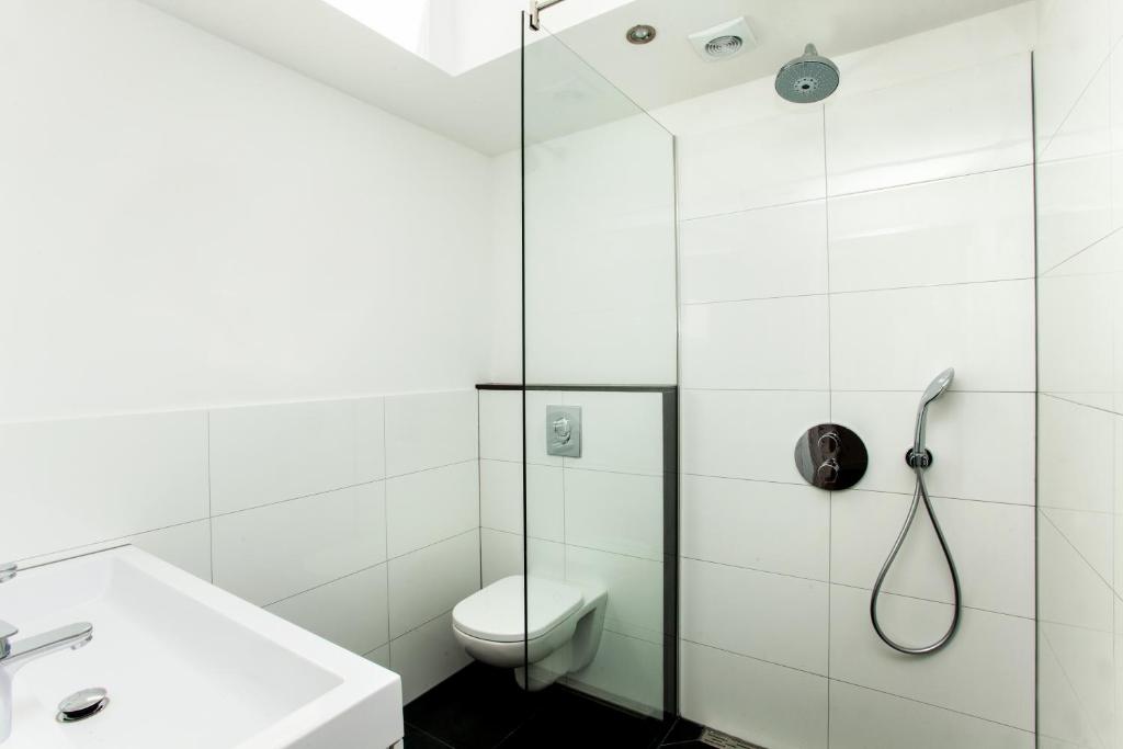 Koupelna v ubytování Stayci Serviced Apartments Royal Palace