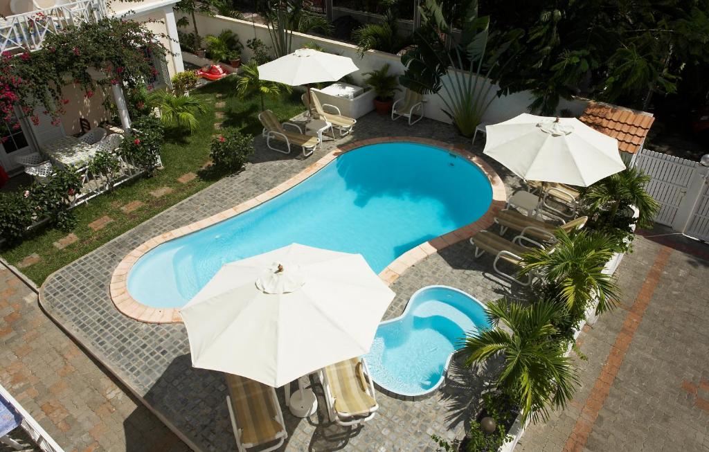 Bazén v ubytování Residence Capri - Mont Choisy nebo v jeho okolí