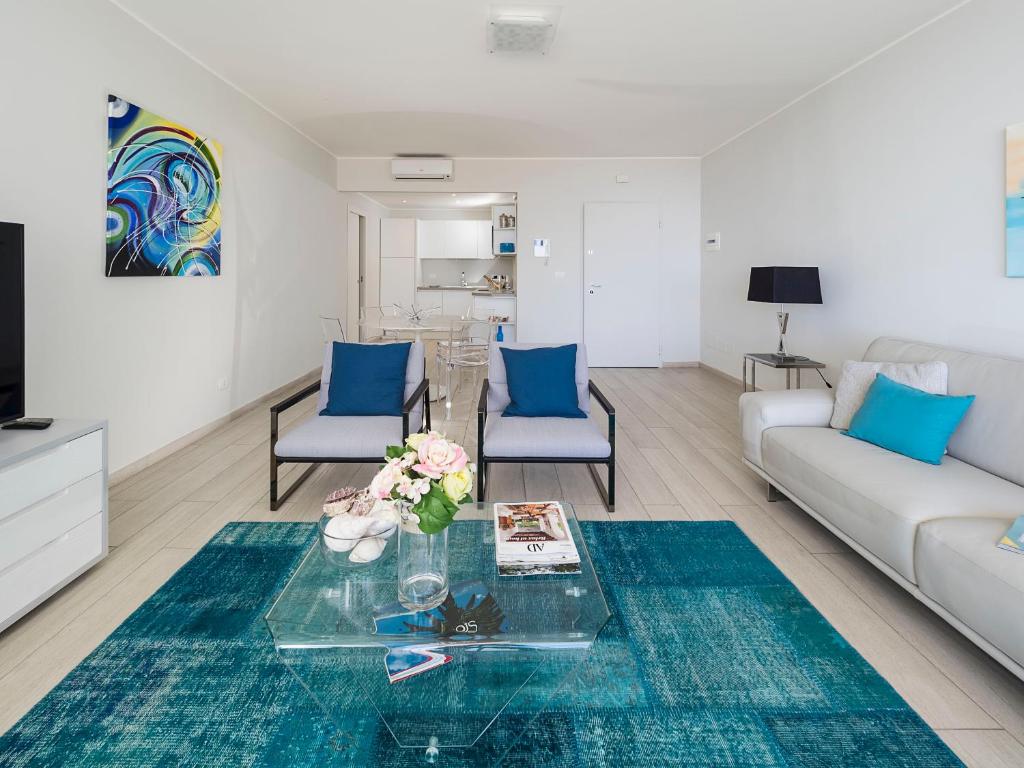 Isola Bella Infinity Suites - 10