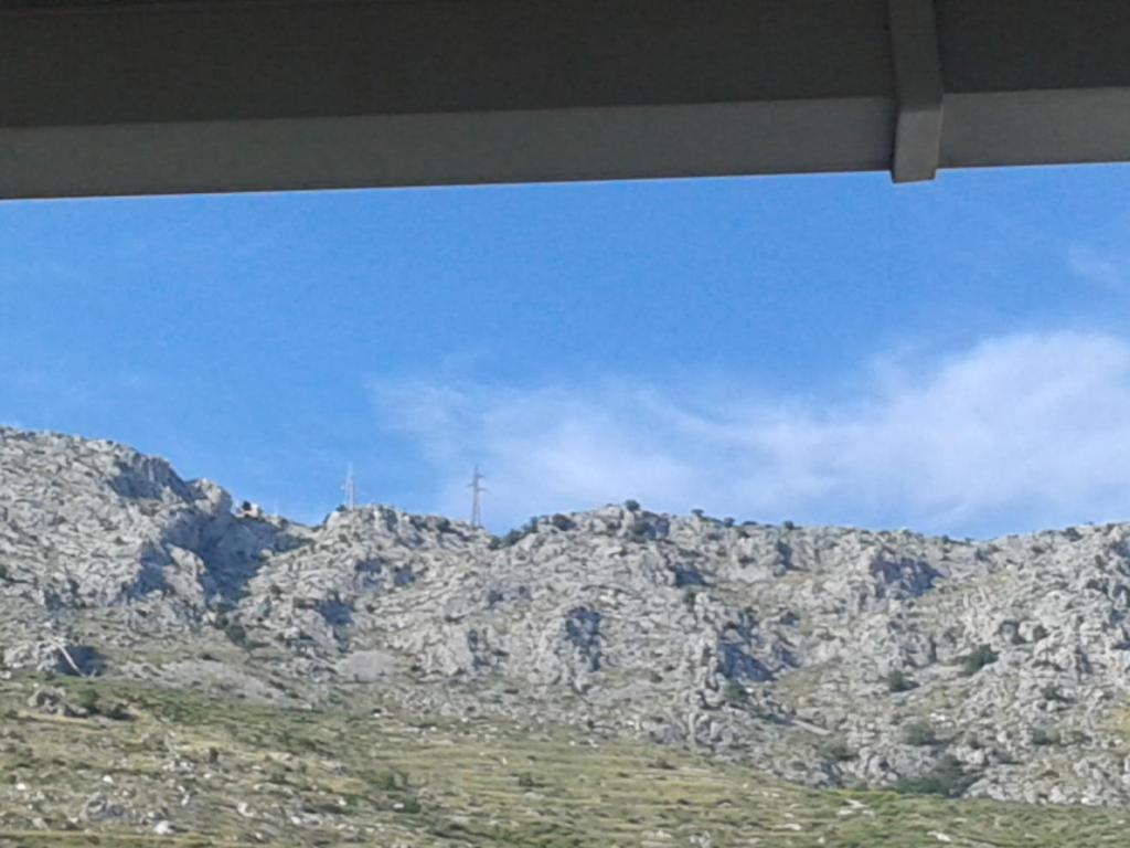 Výhľad na hory alebo výhľad na hory priamo z apartmánu