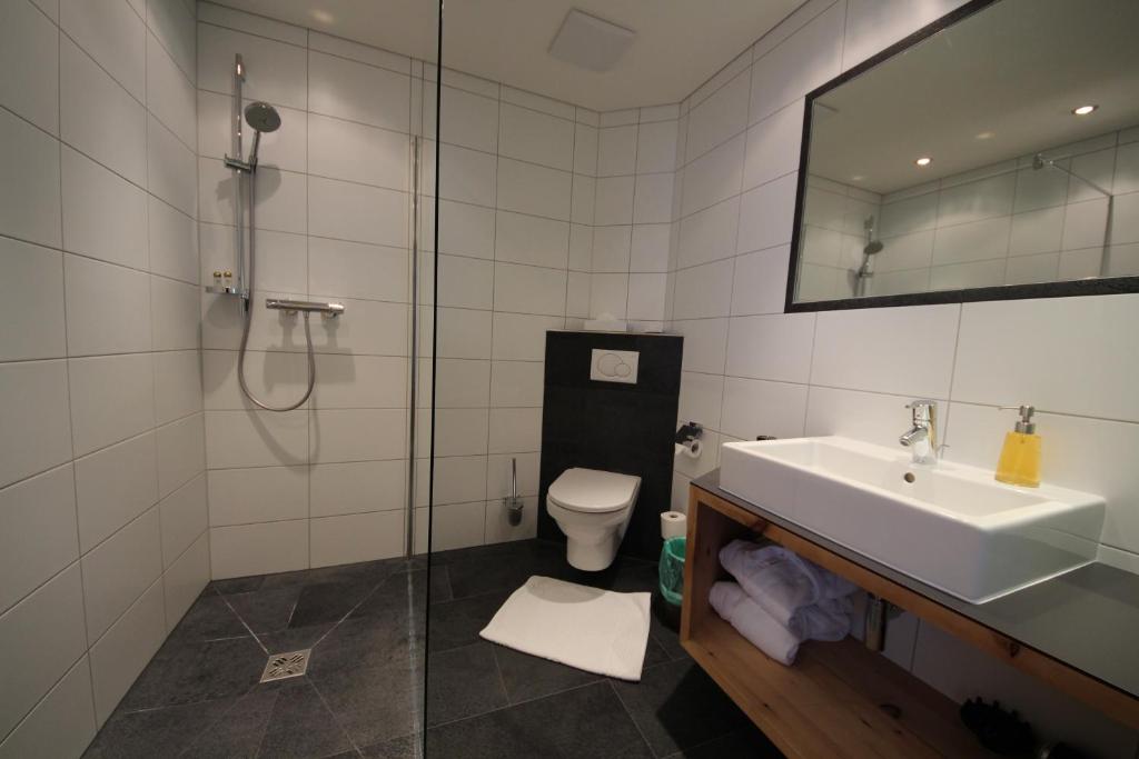 Koupelna v ubytování Hotel Garni Lärchenhof