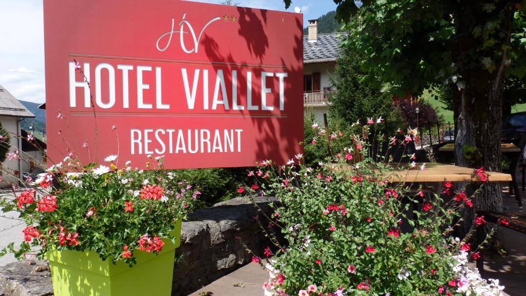 Certifikát, hodnocení, plakát nebo jiný dokument vystavený v ubytování Hôtel Viallet