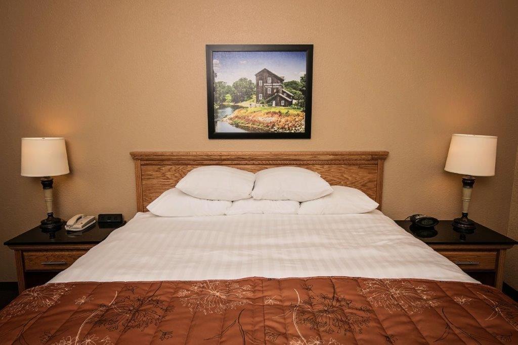 Marv Herzog Hotel photo