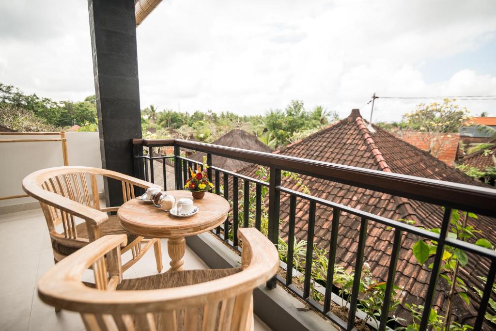 Balkón nebo terasa v ubytování Pecatu Ubud Guest House