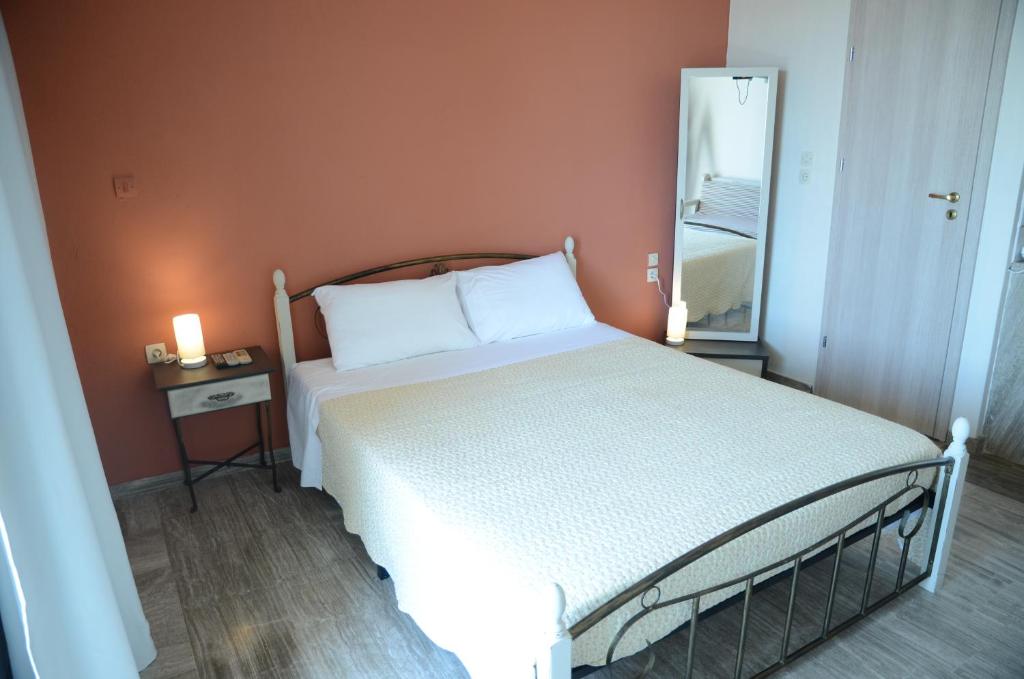 Alexandros Apartments - Studio