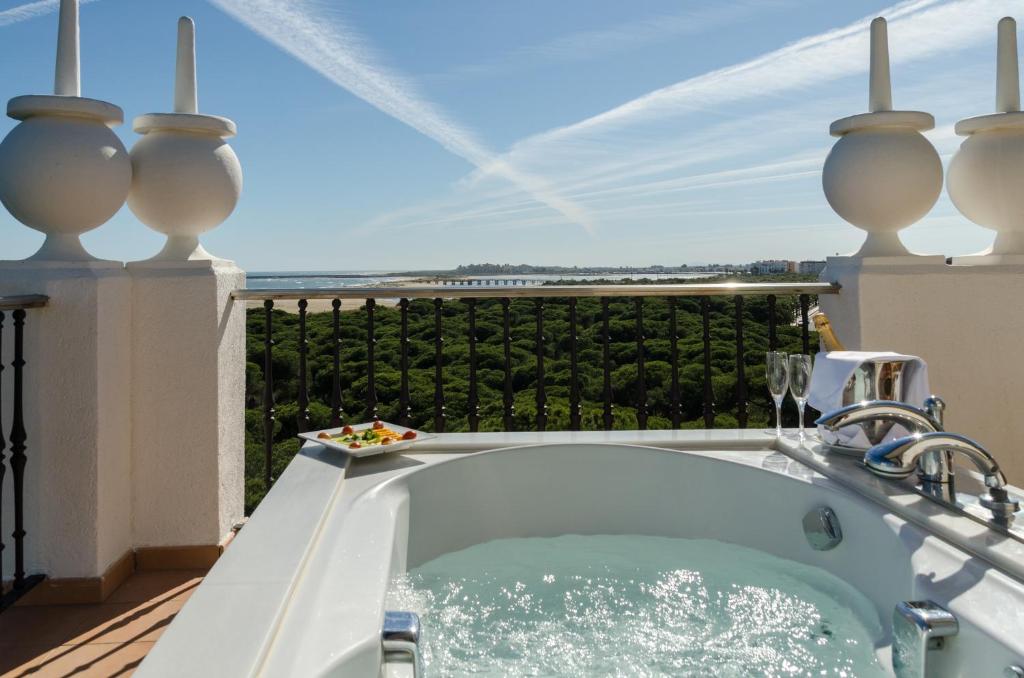TUI Blue Isla Cristina Palace - Adults Recommended, Isla ...