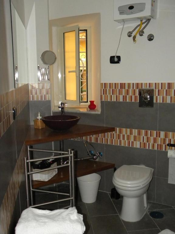 A bathroom at 'Na Siesta
