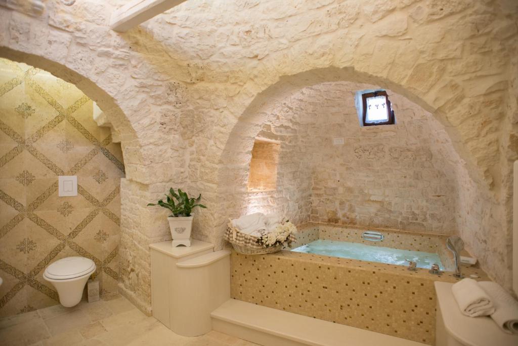 Koupelna v ubytování Romantic Trulli