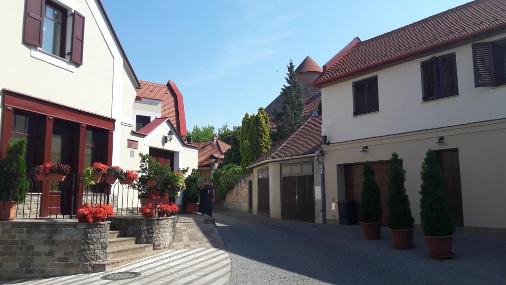 Budova, v ktorej sa apartmán nachádza