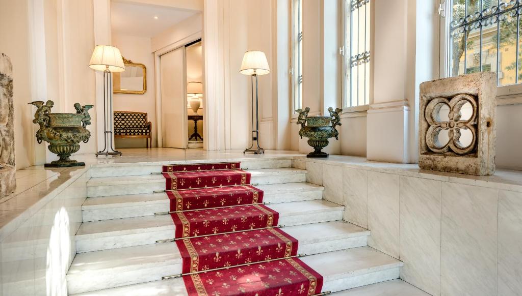 Hotel La Fortezza - Resim 30