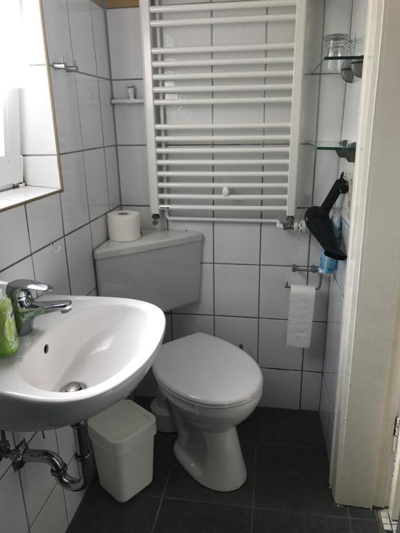 Koupelna v ubytování Haus Heverstrom