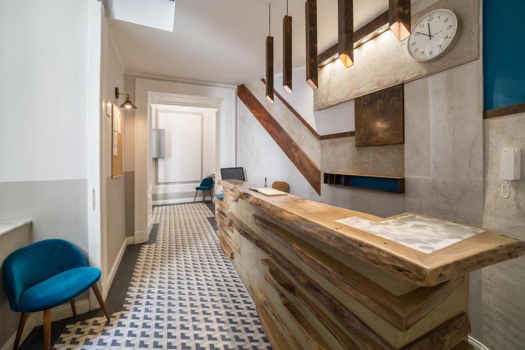 The Dante House by House In Naples - 15