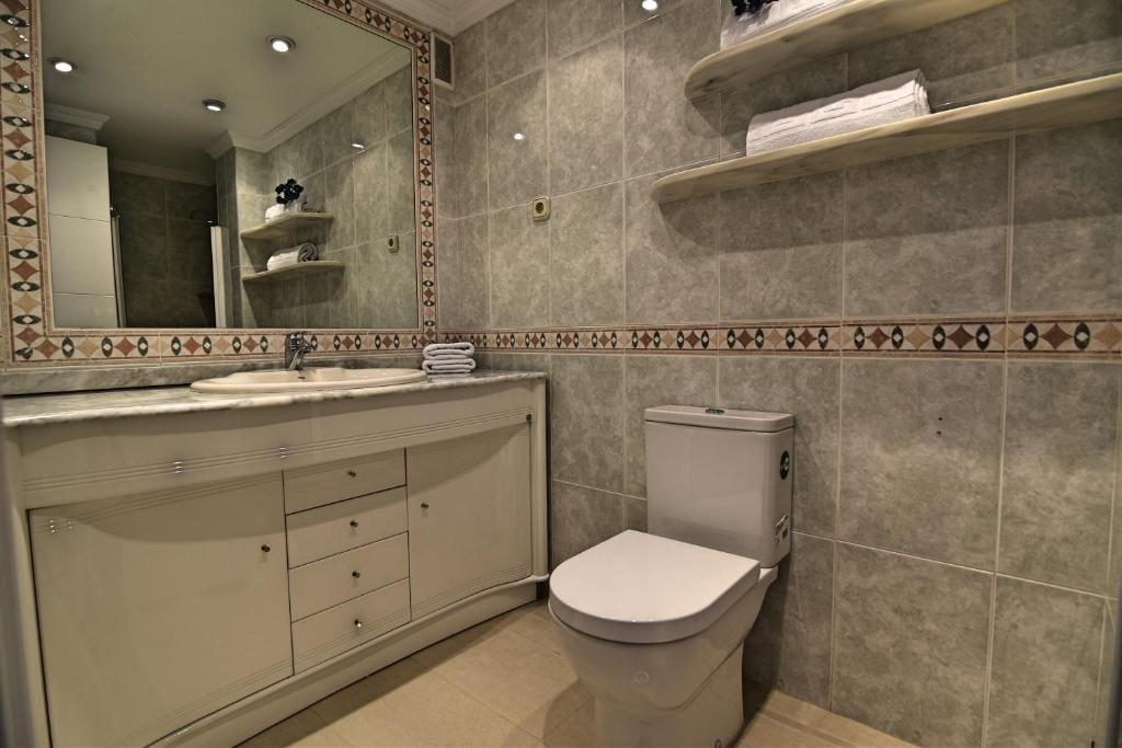 A bathroom at Apartamento Soho Solo Familias