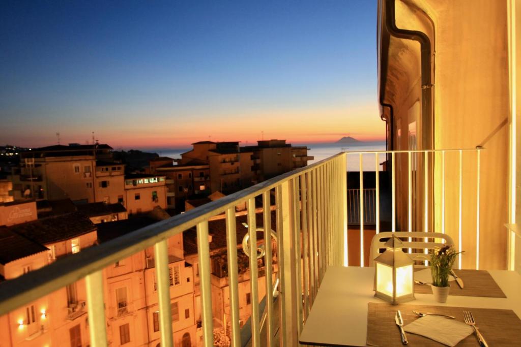 Balkon lub taras w obiekcie Townhouse Tropea