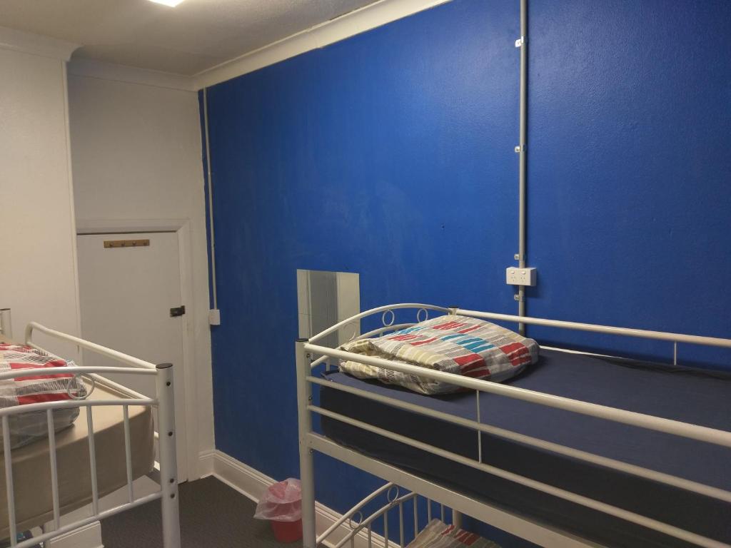 Adelaide Travellers Inn Backpackers Hostel, Adelaide (updated prices 2026)