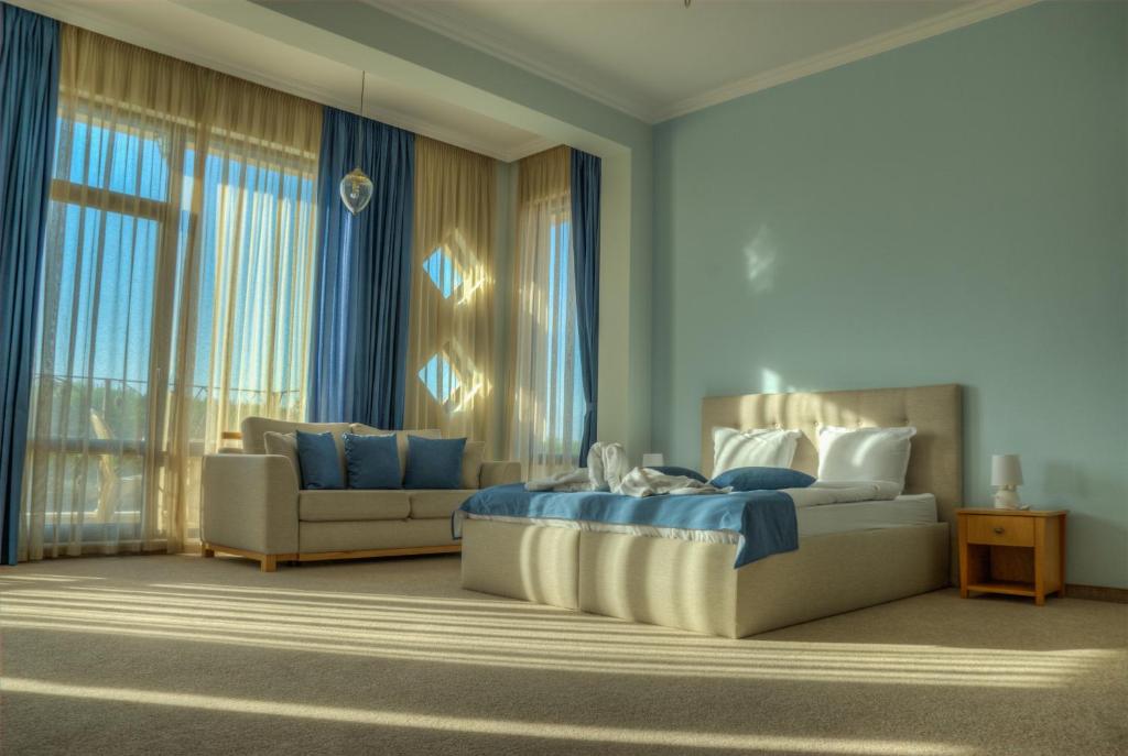 Fotografie z fotogalerie ubytování Hotel Chateau des Bergers v destinaci Ovcharovo