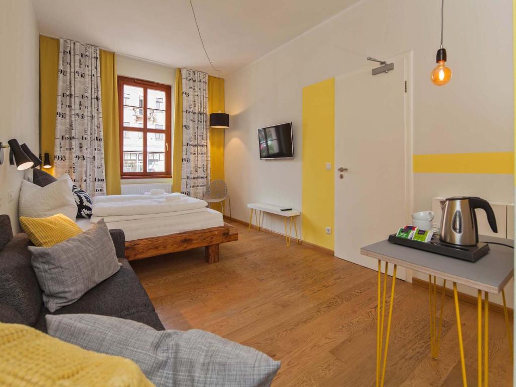 Boutique Hotel am Schillerplatz - 17