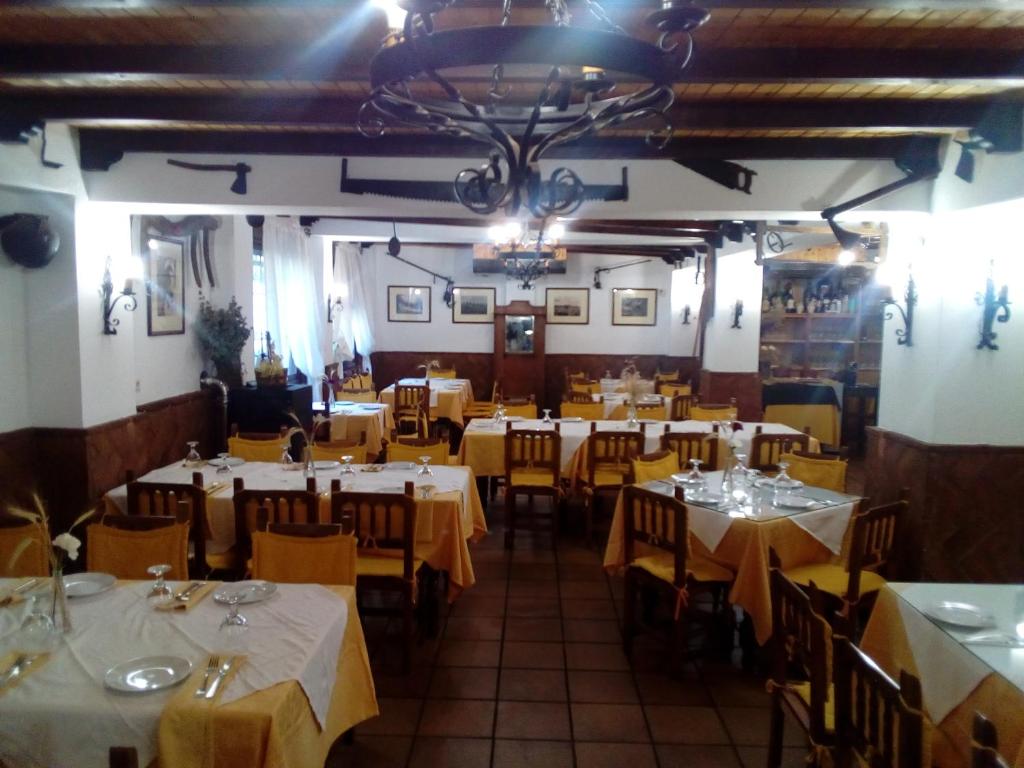 Restaurace v ubytování Hotel Restaurante Calderon