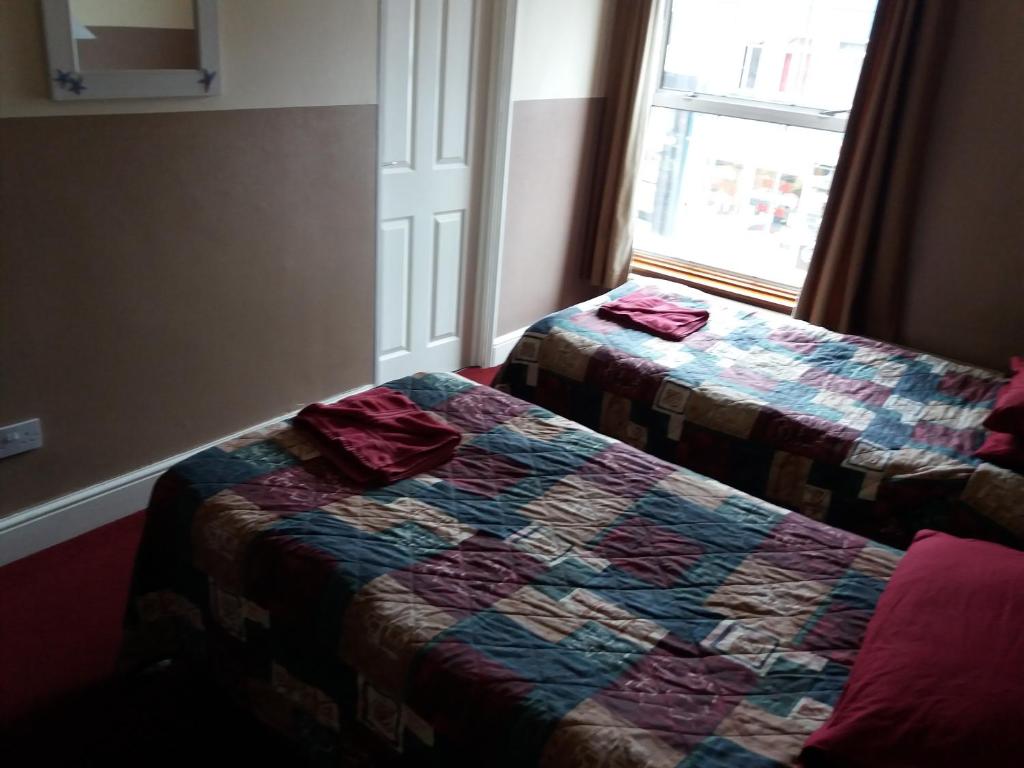 The Crouch Oak - Standard Twin Room With Shared Bathroom