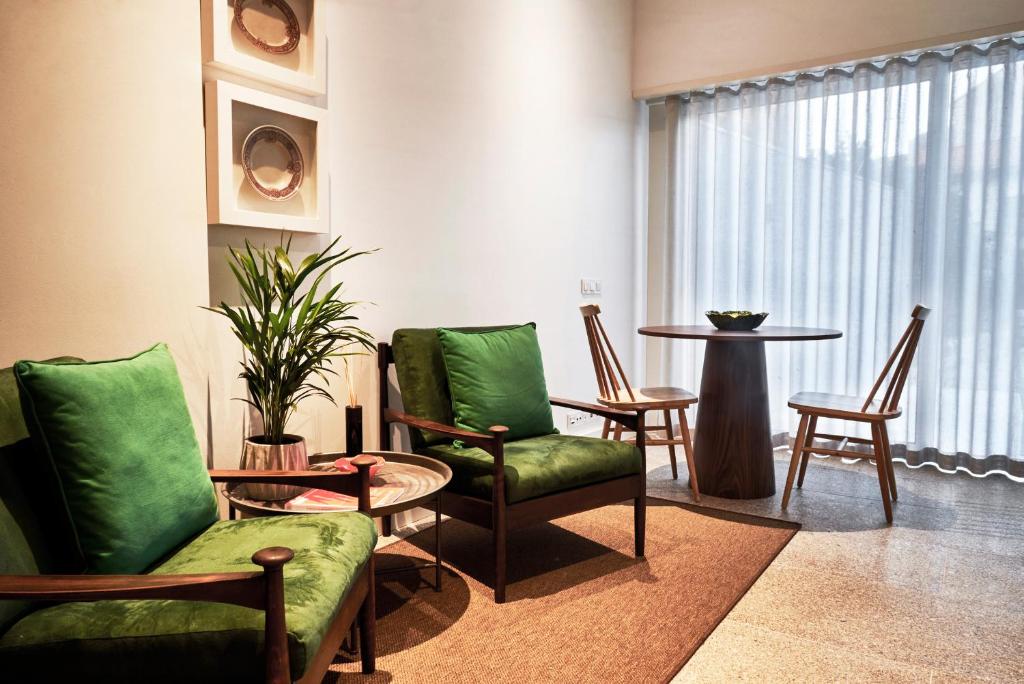 Pause Apartments - 7