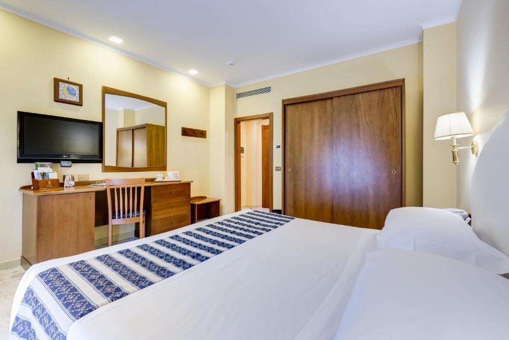 Best Western Hotel La Solara - 8