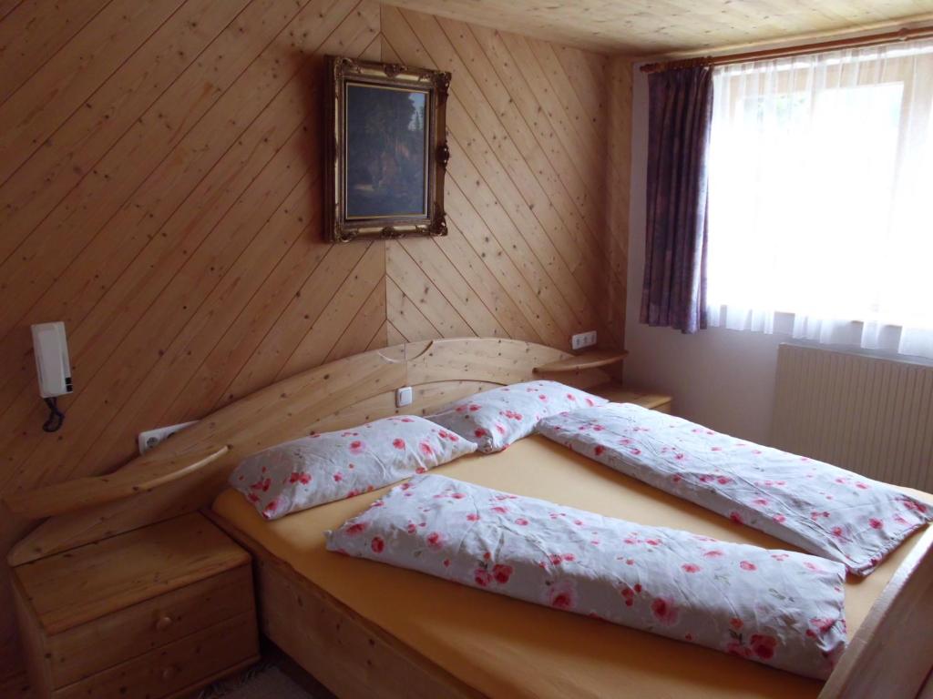 Posteľ alebo postele v izbe v ubytovaní Ferienwohnung Annele