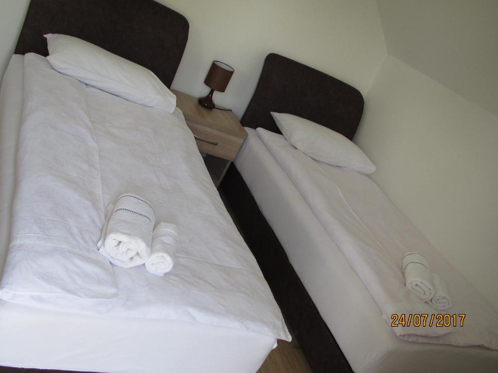 Guest House Baranin Pitomine - Studio Mit Zwei Bett Und Terrasse