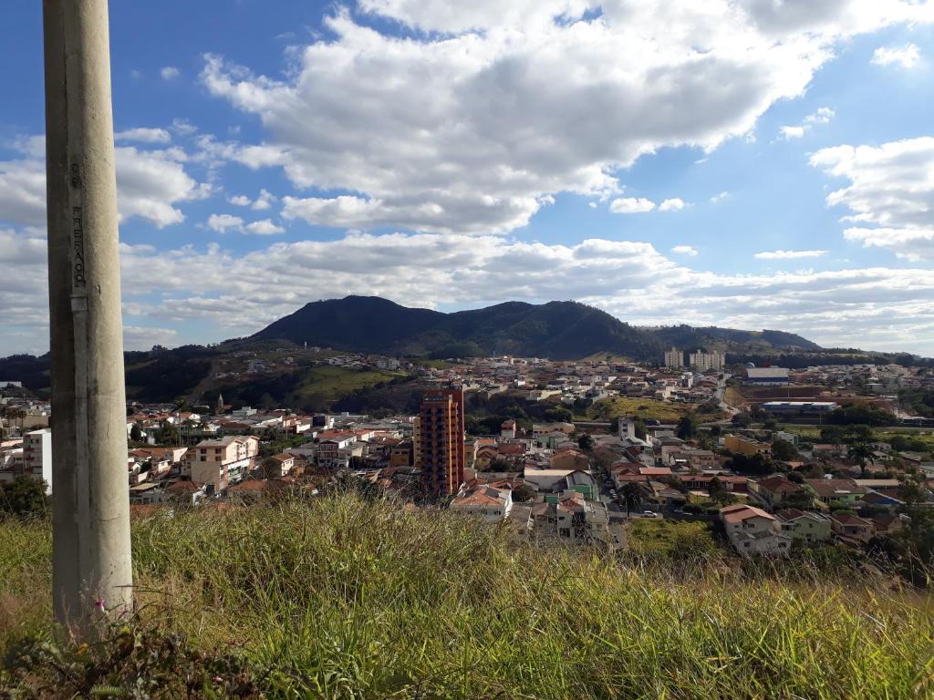 En generel udsigt til bjerge eller udsigt til bjerge taget fra lejligheden