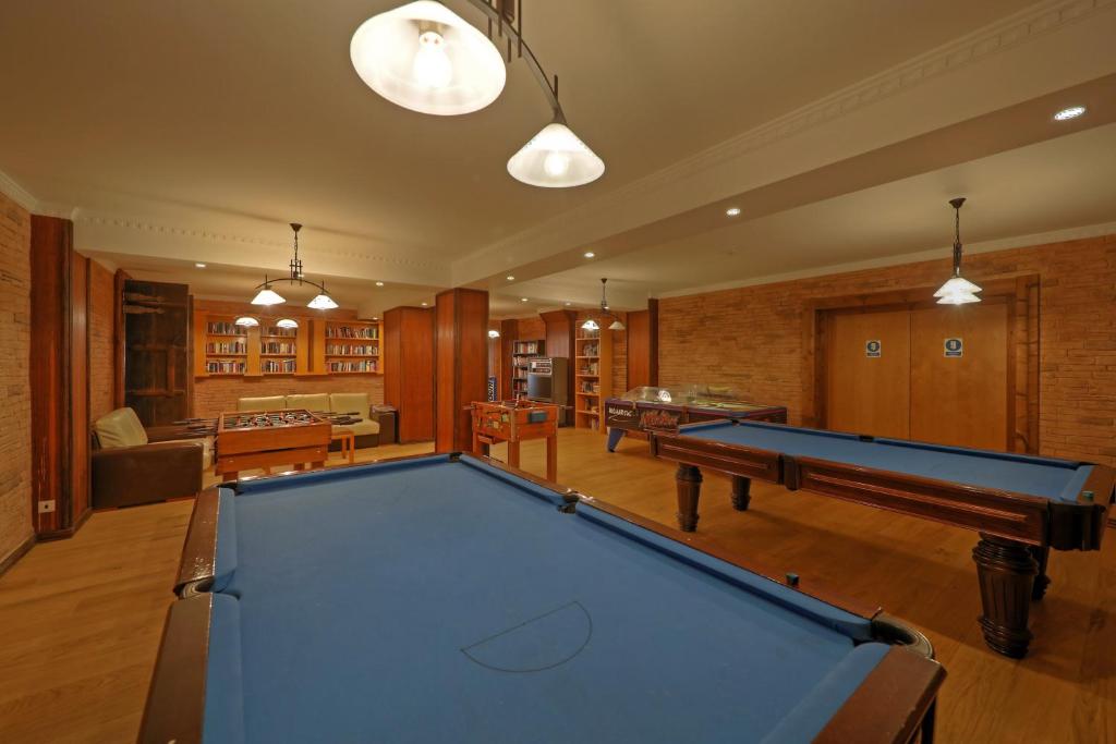 Mesa de billar en Aparthotel Paladim & Alagoamar