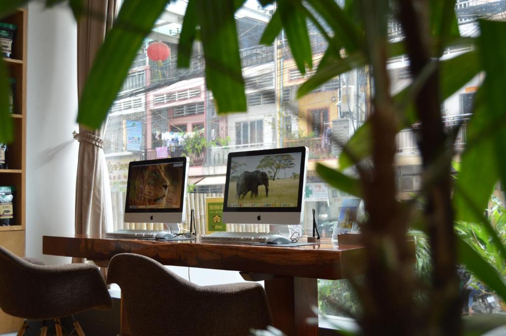 TV a/nebo společenská místnost v ubytování Orussey One Hotel & Apartment