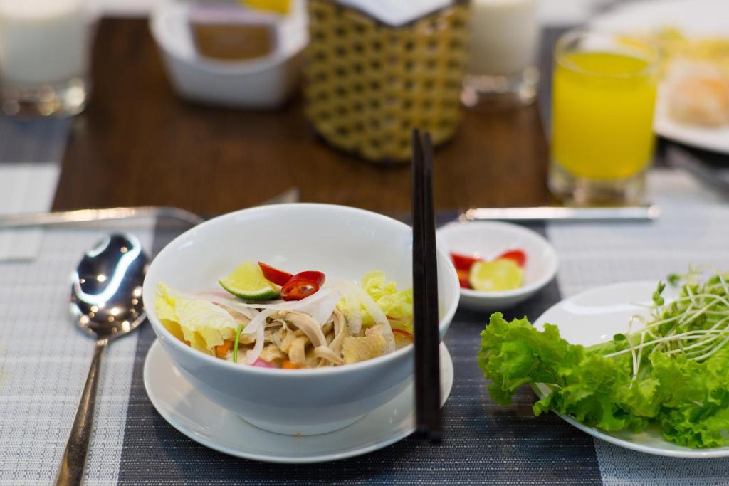 Đồ ăn tại/gần khách sạn