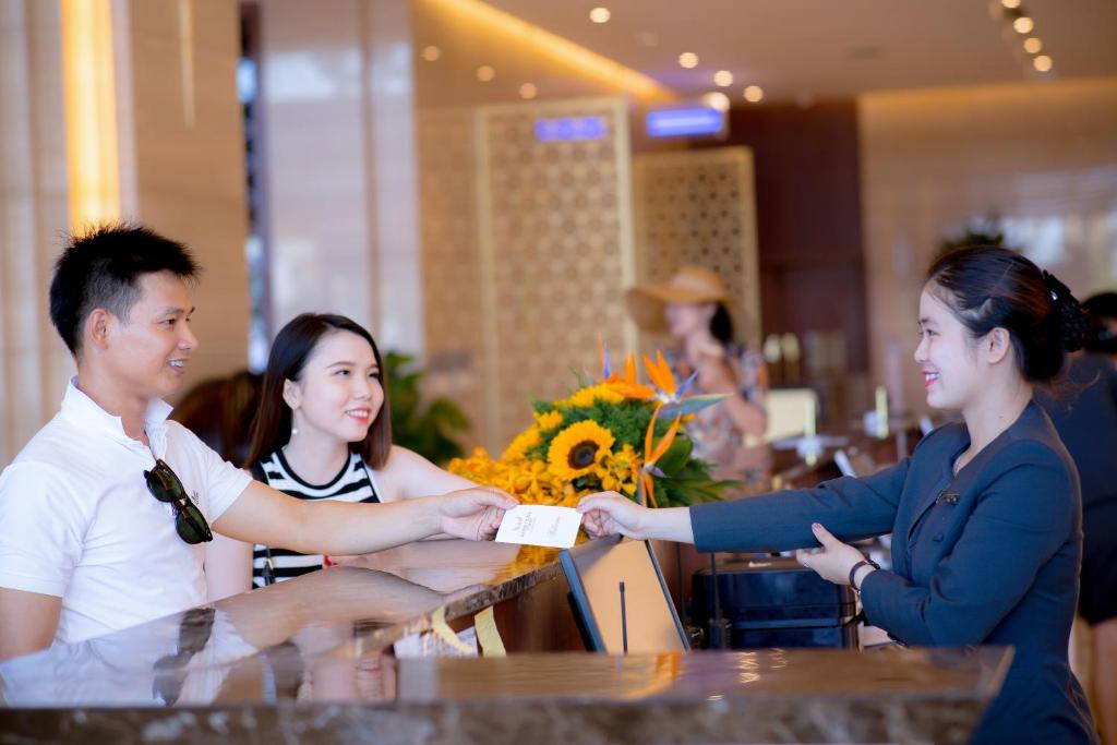 Khách lưu trú tại Muong Thanh Luxury Da Nang Hotel
