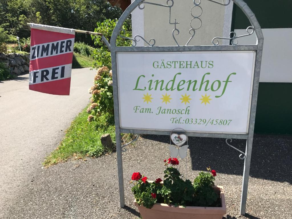イェナースドルフにあるGästehaus Lindenhofの鉢花屋の看板