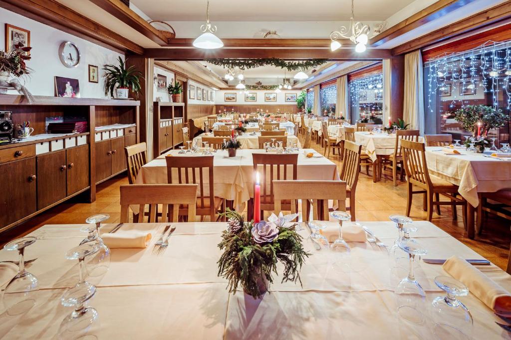 Restaurace v ubytování Hotel Coldai