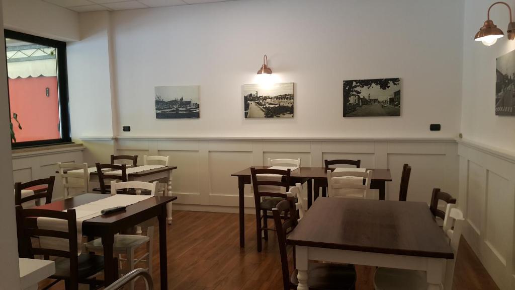 Restaurace v ubytování Albergo Pizzeria Sole