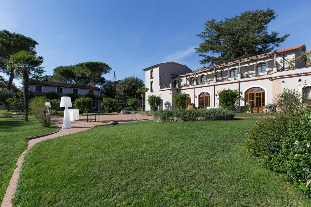 Zahrada ubytování Antico Borgo di Sutri