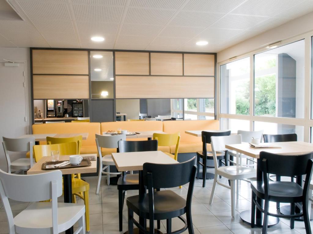 Posezení v ubytování B&B HOTEL Amiens