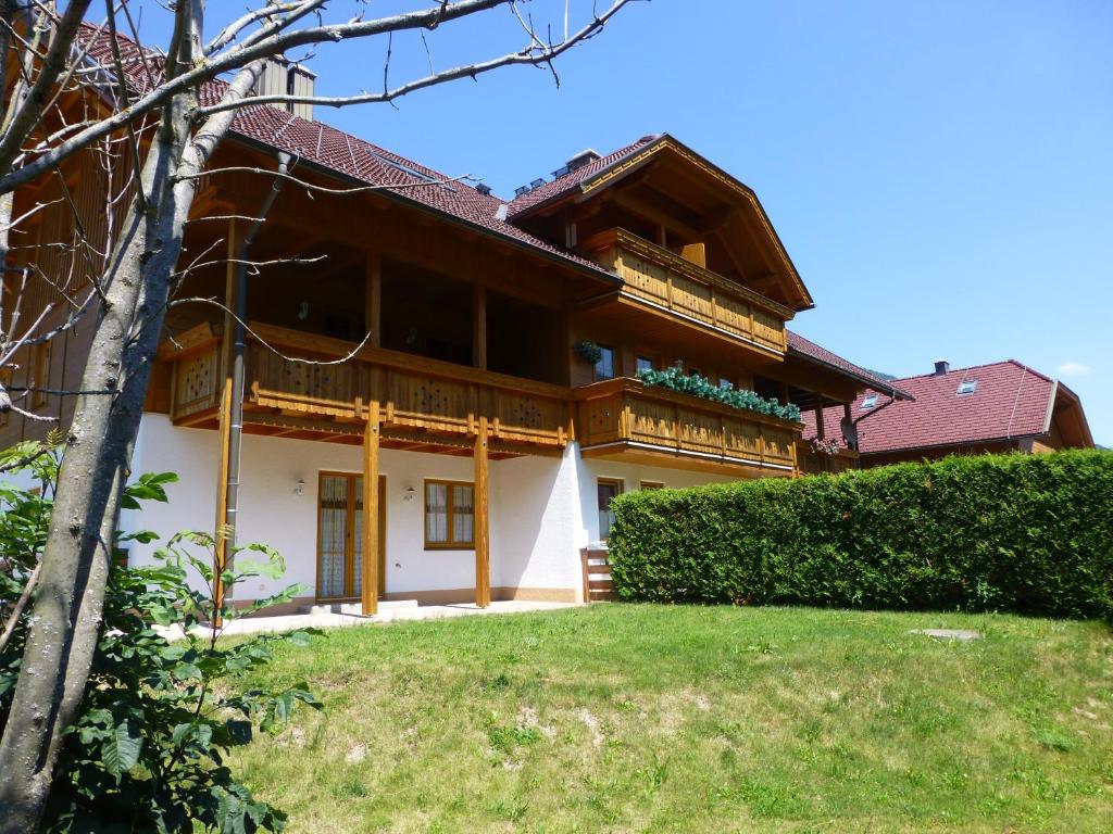 an exterior view of the house at Haus Therme by Globalimmoservice in Bad Kleinkirchheim