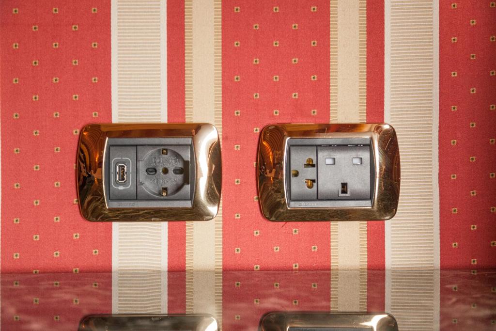 Hotel Manfredi Suite In Rome - Resim 25