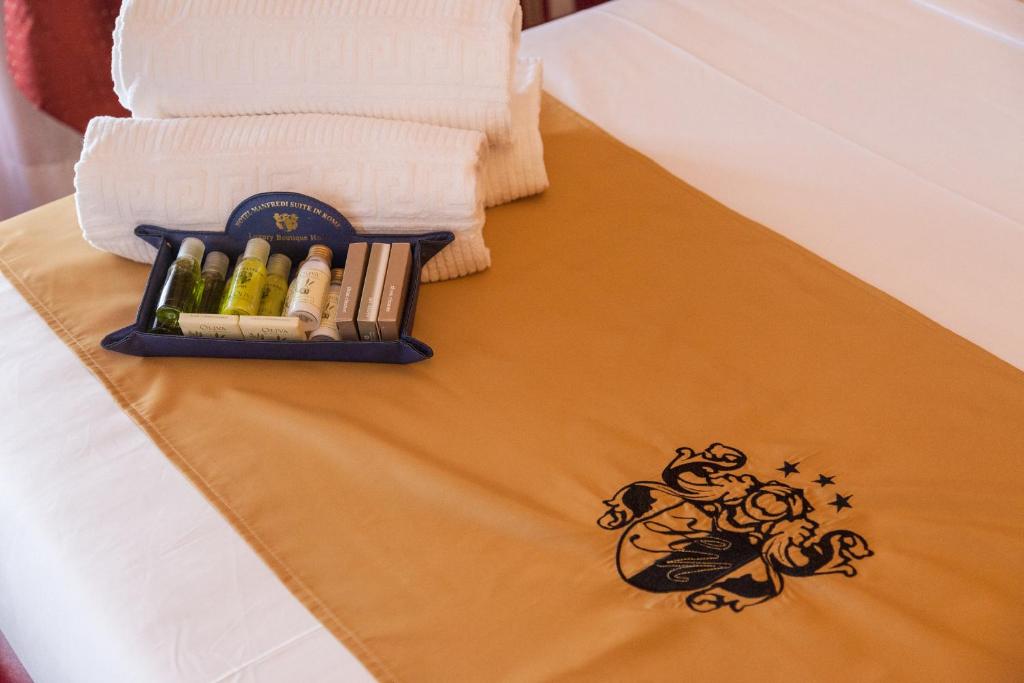 Hotel Manfredi Suite In Rome - Resim 31