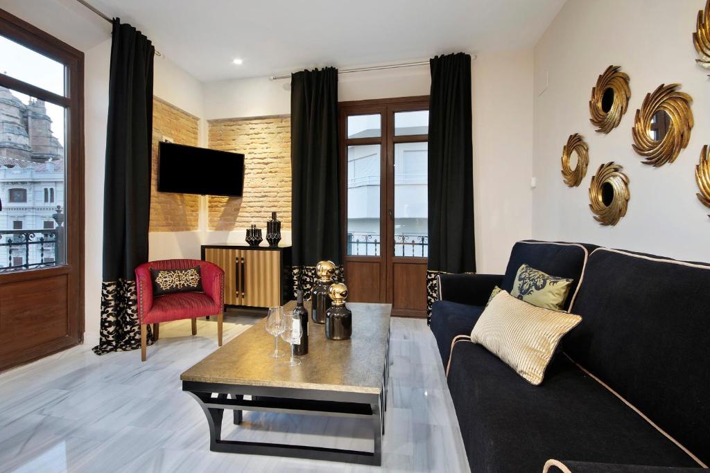 Apartment Suites Gran Via Capilla Real, Granada, Spain ...