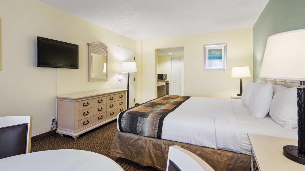 Postel nebo postele na pokoji v ubytování Best Western Gateway To The Keys - Florida City, Homestead, Everglades