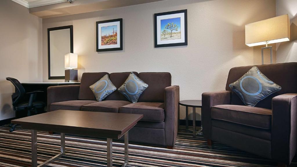 Best Western Plus Diamond Valley Inn - Suite King Con Divano Letto - Non Fumatori