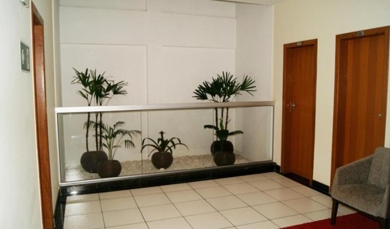  Caravelle Hotel