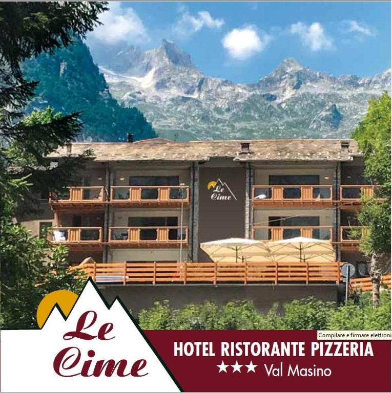 Nespecifikovaný výhled na hory nebo výhled na hory při pohledu z hotelu